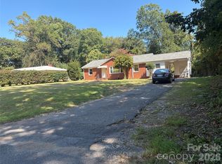 5206 Burke Dr, Charlotte, NC 28208