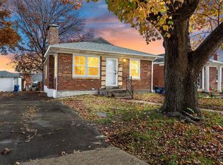 5010 Glennon Dr, Saint Louis, MO