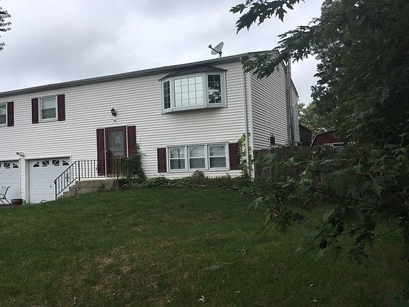 2nd image of 1240 Dove St