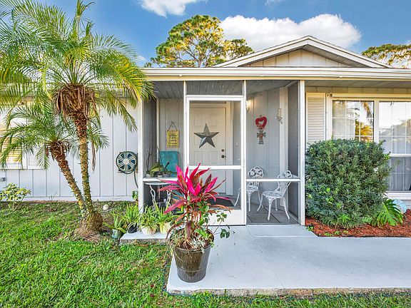 4th image of 1322 SW Crest Avenue