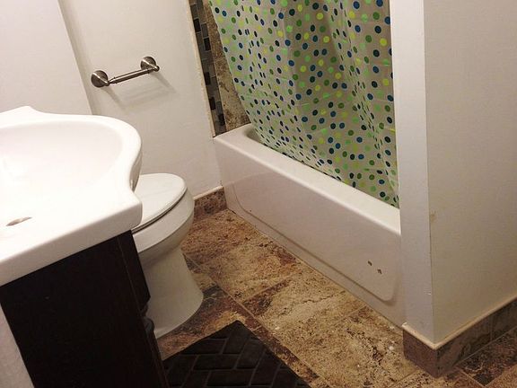 3rd image of 315 W 77th St APT 4B