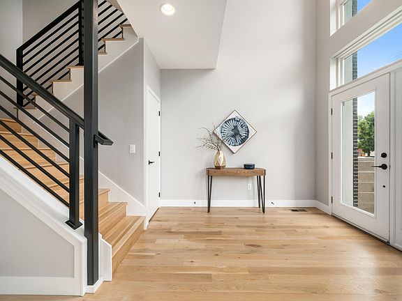 2nd image of 3608 Conejos Pl