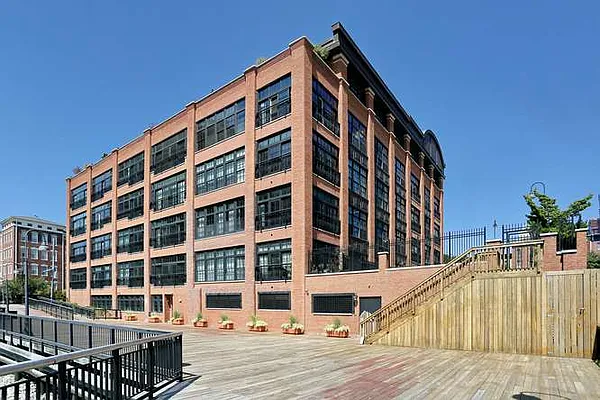 Sold by Weichert/Exchange Place | media 17