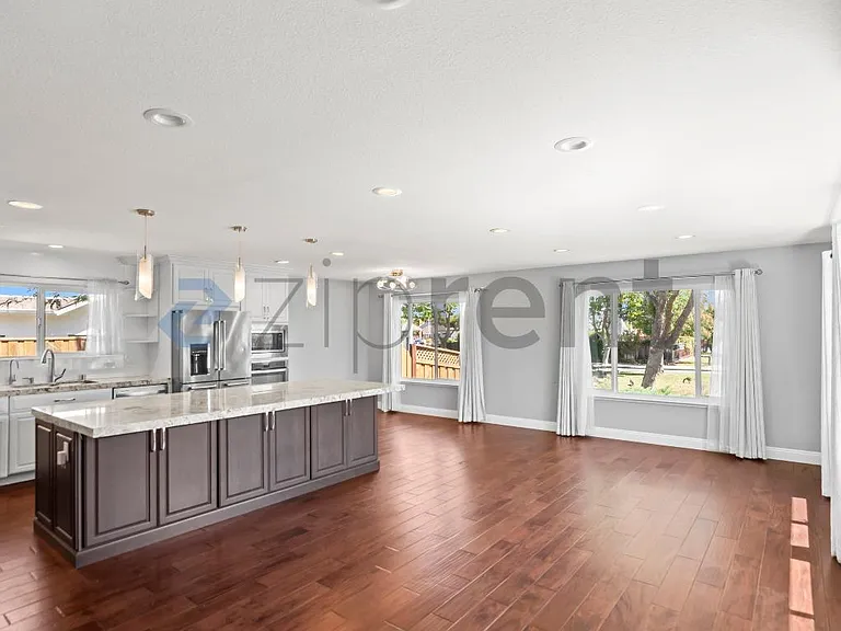 5319 Westbury Ct — Photo 8