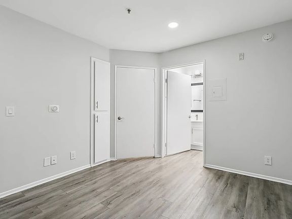5th image of 1225 Federal Ave #210