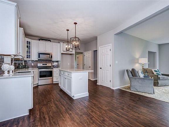3rd image of 9047 Audubon Dr