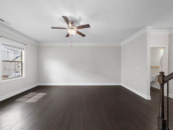 3rd image of 1015 Morningside Creek Way