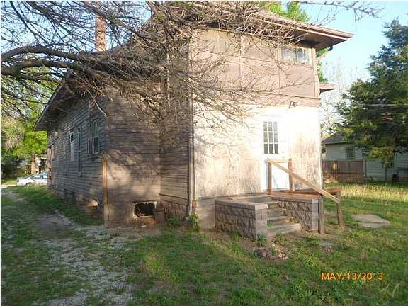 5th image of 1110 N C St