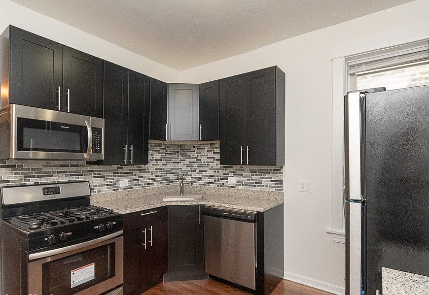 1st image of 3937 W Fullerton Ave #3