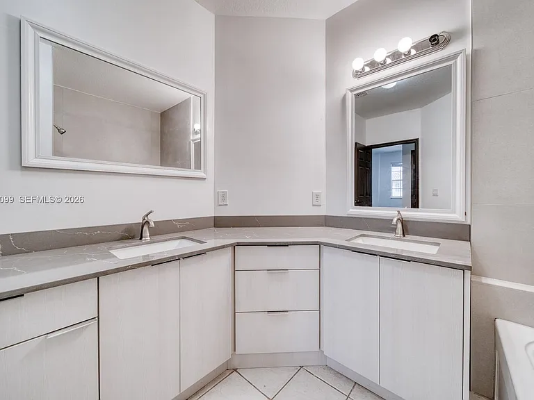 14115 SW 51st Ln — Photo 27