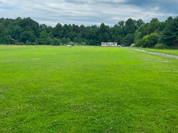 5196 Baker Rd, Bridgeville, DE 19933