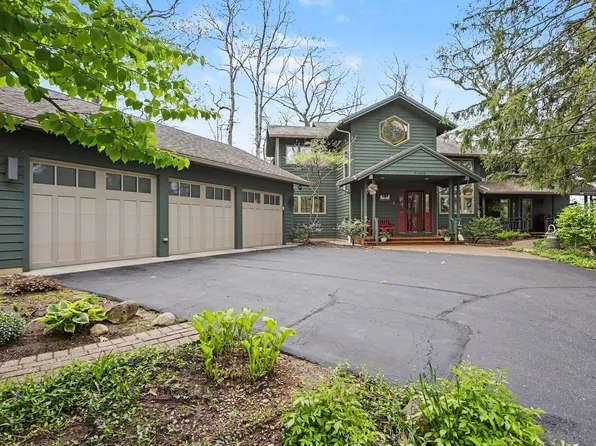 90888 Bluff Dr, Marcellus, MI 49067