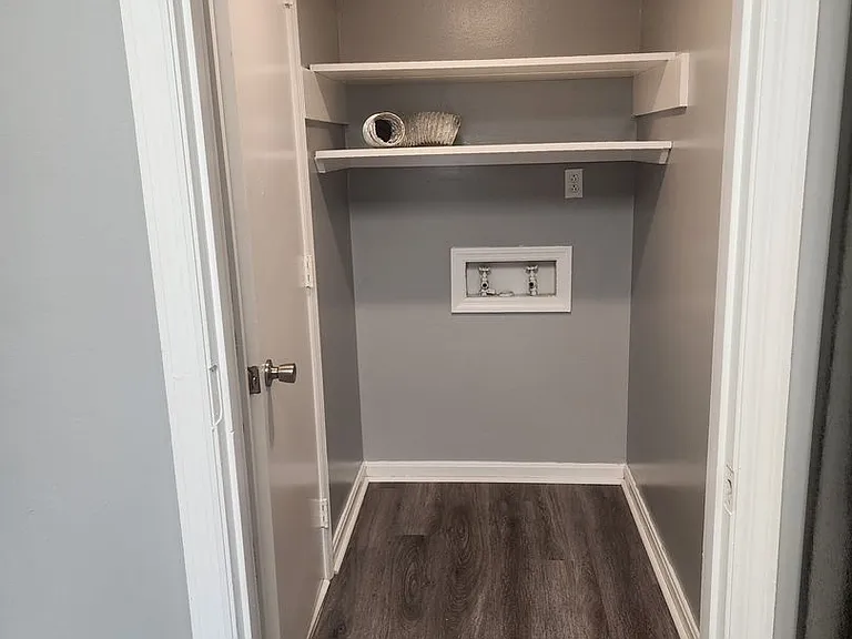 Huntingdon Apartments — Photo 63