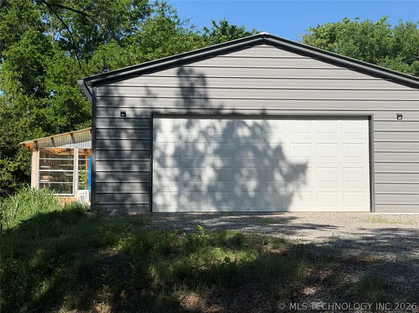 794 NW 1090th Ave, Wilburton, OK 74578