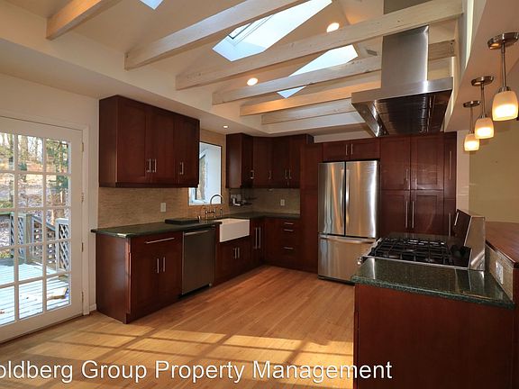 5th image of 11231 Ashley Dr