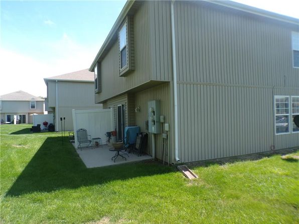 1538 SW Shelby Dr, Lees Summit, MO 64081