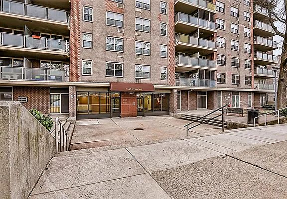 2nd image of 1065 Vermont St #54K
