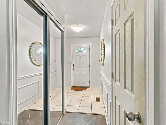 3rd image of 899 Stone Church Rd E #4