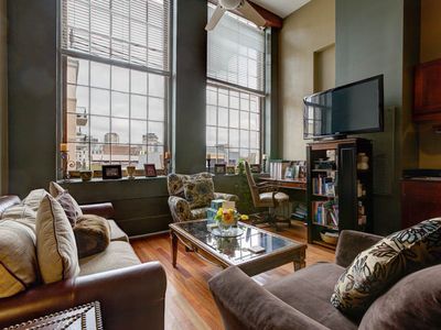 920 Poeyfarre St APT 215, New Orleans, LA, 70130