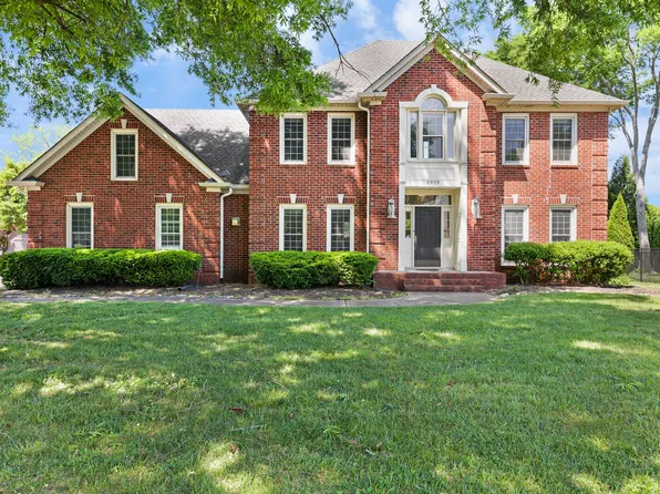 2929 Chaucer Dr, Murfreesboro, TN 37129