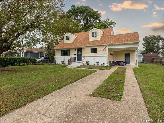 3rd image of 4744 Deerfield Ln