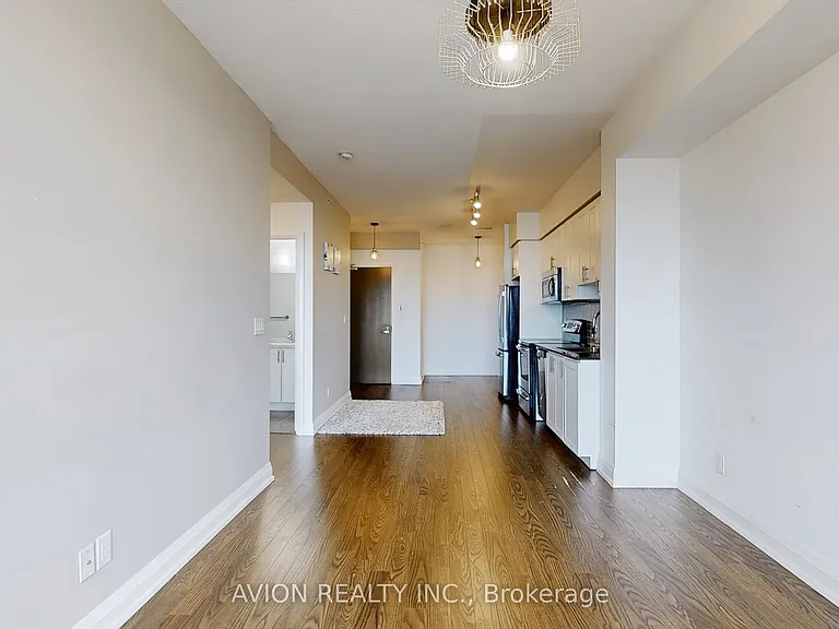7171 Yonge St #2409 — Photo 13