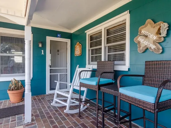 113 S 4th Ave, Kure Beach, NC
