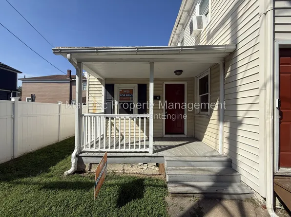 806 Weedon St APT A, Fredericksburg, VA 22401