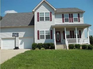 112 Burgundy Ct, Vine Grove, KY 40175