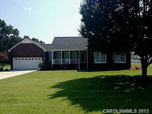 2nd image of 3420 Helms Pond Rd