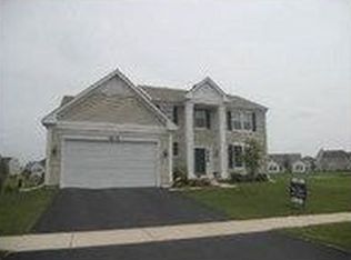 1808 Fulton Ln, Sycamore, IL 60178