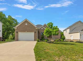 1820 Crimson Ridge Dr, Commerce Township, MI 48390