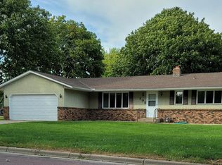 705 7th Ave, Mountain Lake, MN 56159