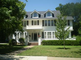 108 NW 10th St, Abilene, KS 67410