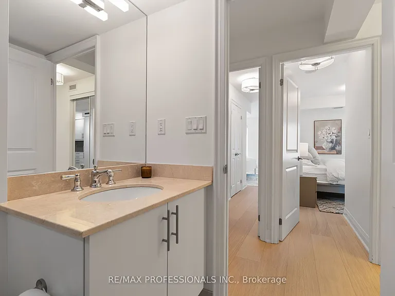 1 Bedford Rd #515 — Photo 30