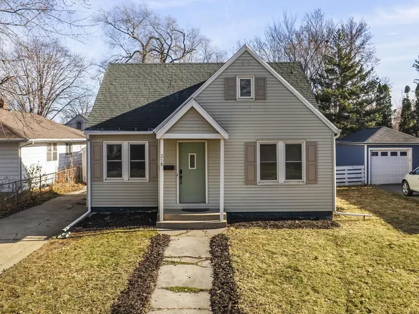 318 13th Ave SE, Rochester, MN 55904