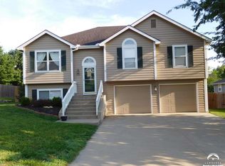 3532 Eagle Pass Ct, Lawrence, KS 66049