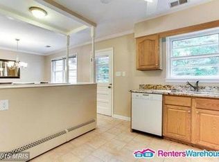 4744 Briggs Rd, Fairfax, VA 22030