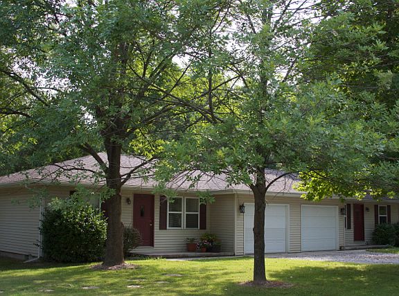 5th image of 89 Goldenwood Ln