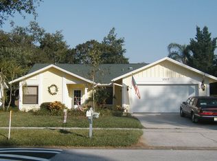 1517 Windmill Pointe Rd, Palm Harbor, FL 34685