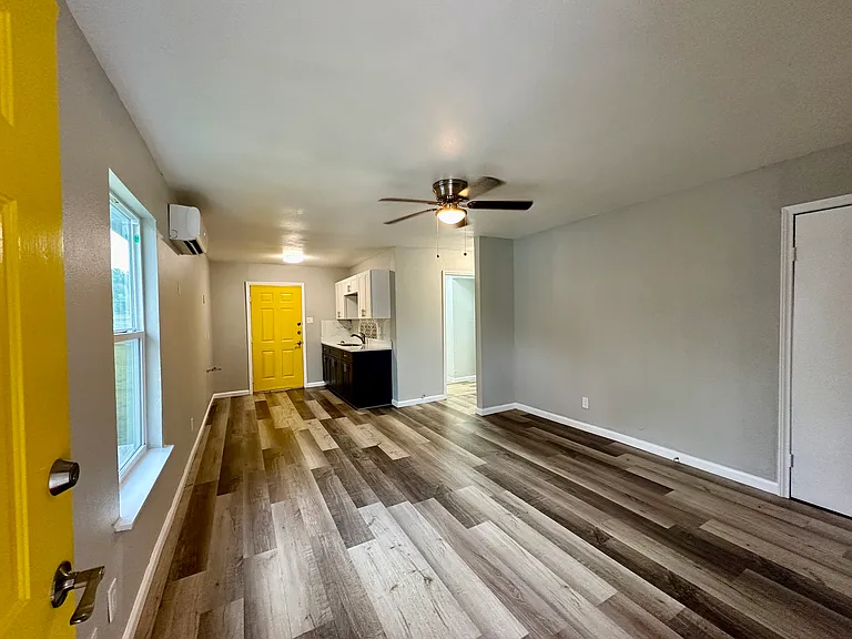 990 SW 37th St #990 — Photo 3
