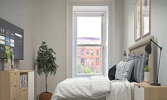 4th image of 1076 Dean St #5G