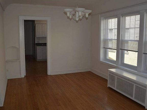 4th image of 4244 N Francisco Ave APT 3