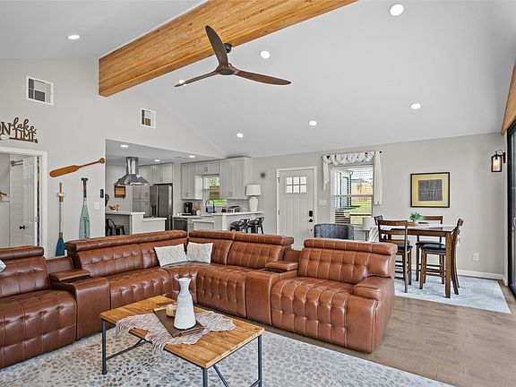 2nd image of 120 Cliff St