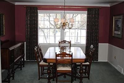 4th image of 30328 Winsor Dr