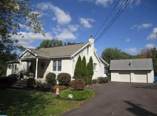 279 Walter Rd, Chalfont, PA 18914