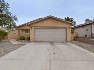 476 Medina Meadows Dr NE, Rio Rancho, NM 87144