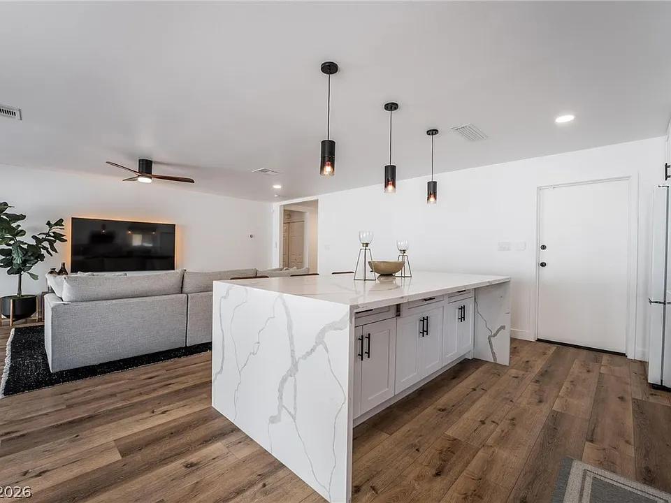 2206 Heavenly View Dr