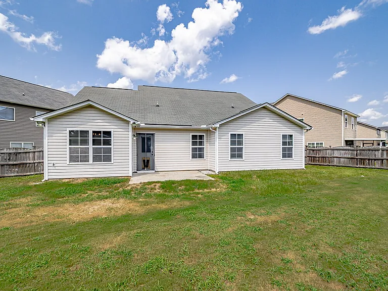 1586 Ruger Dr — Photo 5