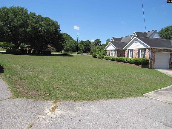 2nd image of 1419 Gue Rd